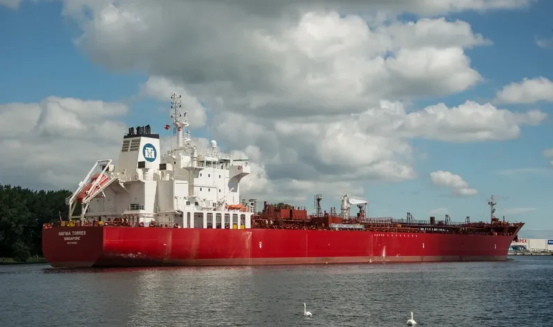 HAFNIA TORRES Tanker IMO 9729283 photo 9