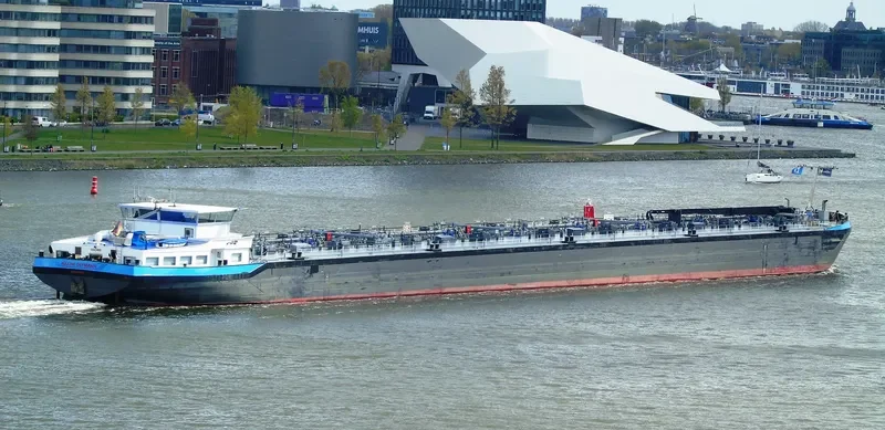 MAXINE DEYMANN Tanker IMO 9729300 photo 5