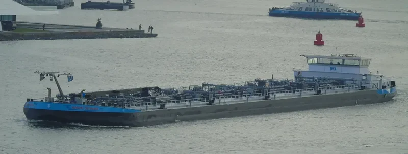MAXINE DEYMANN Tanker IMO 9729300 photo 6