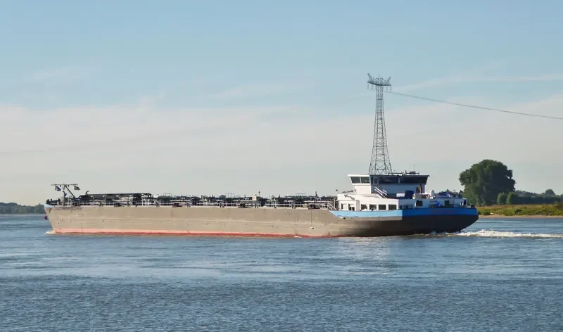 MAXINE DEYMANN Tanker IMO 9729300 photo 7