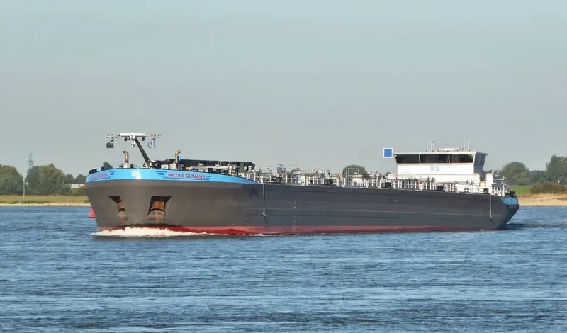 MAXINE DEYMANN Tanker IMO 9729300 photo 8