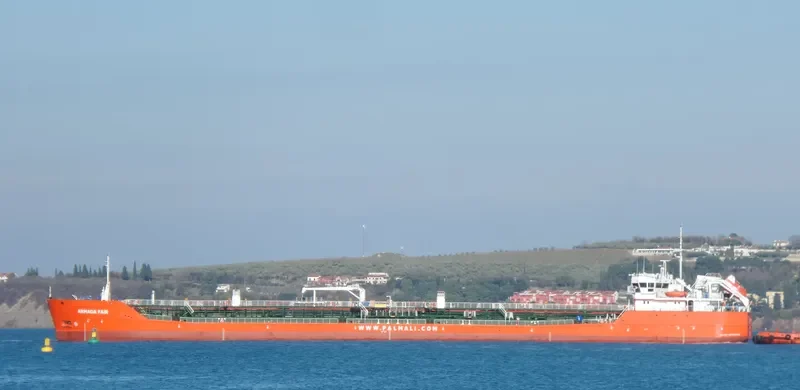 AZERBAIJAN Tanker IMO 9729594 photo 10