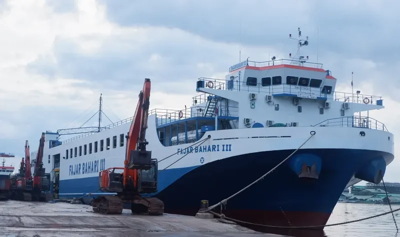 FAJAR BAHARI III Ro-Ro IMO 9730282 photo 6