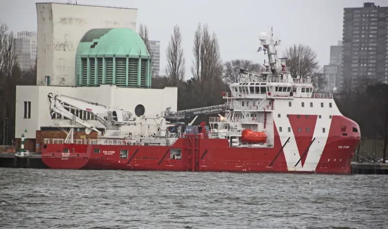 VOS STONE Offshore Vessel IMO 9730517 photo 2