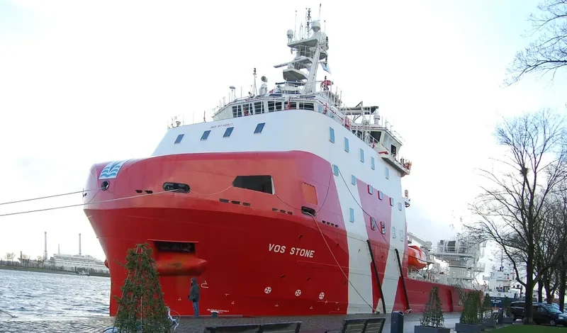 VOS STONE Offshore Vessel IMO 9730517 photo 4