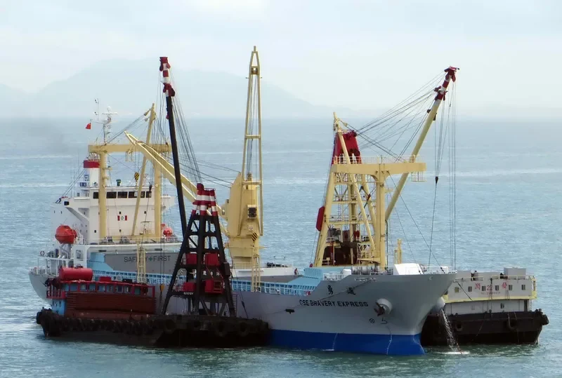 CSE BRAVERY EXPRESS General Cargo IMO 9730907 photo 8