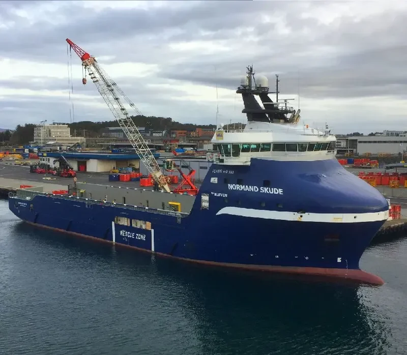 REM ARCTIC Offshore Vessel IMO 9731250 photo 4