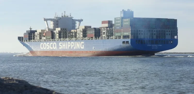 COSCO SHIPPING THAMES Container Ship IMO 9731937 photo 8