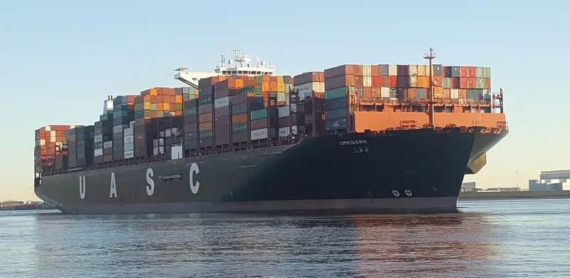 UMM QARN Container Ship IMO 9732333 photo 8