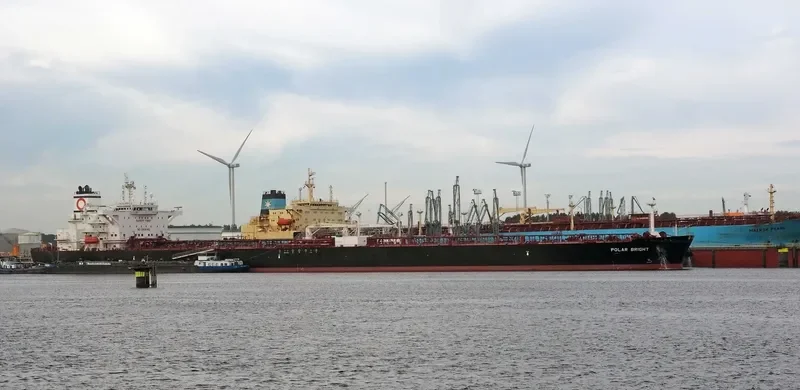 POLAR BRIGHT Tanker IMO 9732395 photo 3