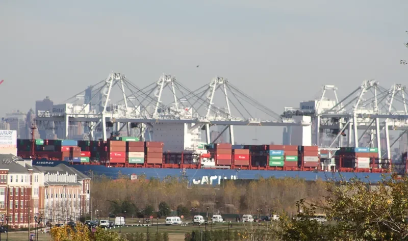 SEAMAX ROWAYTON Container Ship IMO 9732589 photo 7