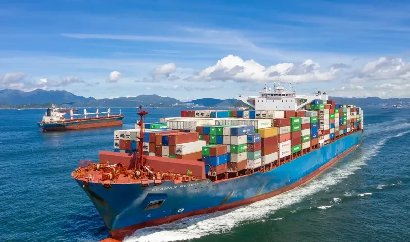 SEAMAX ROWAYTON Container Ship IMO 9732589 photo 9