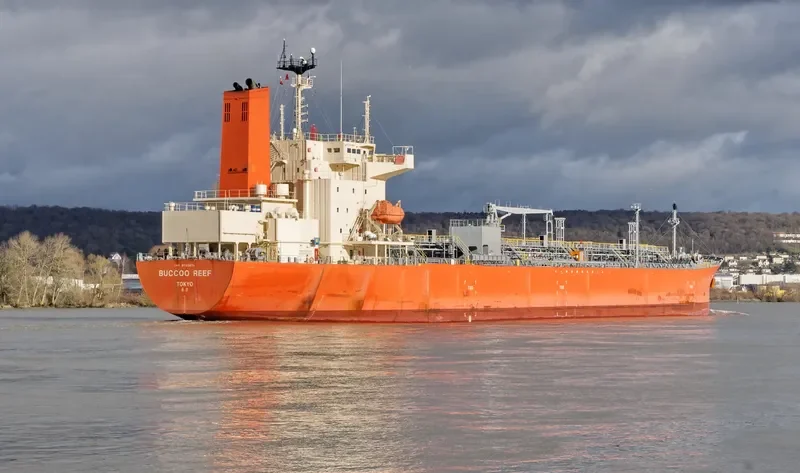 BUCCOO REEF Tanker IMO 9733674 photo 7