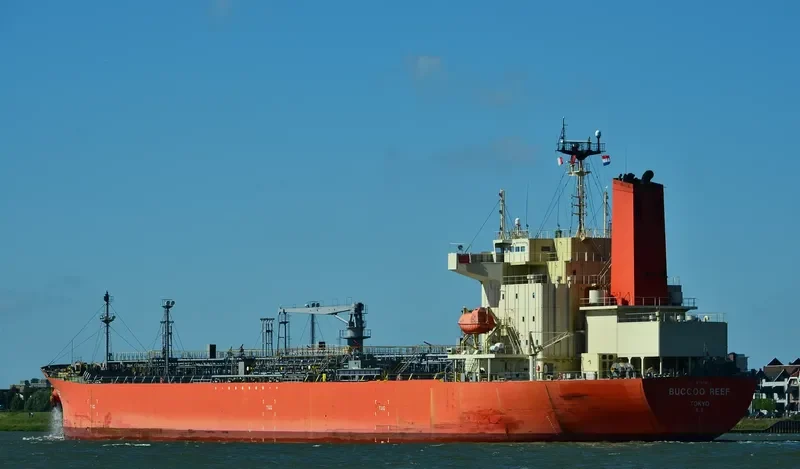 BUCCOO REEF Tanker IMO 9733674 photo 10