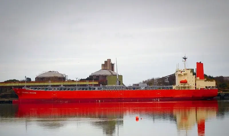 GRANDE RIVIERE Tanker IMO 9733686 photo 9