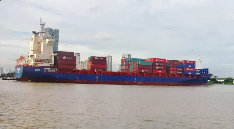 BOX ENDURANCE Container Ship IMO 9733820 photo 3