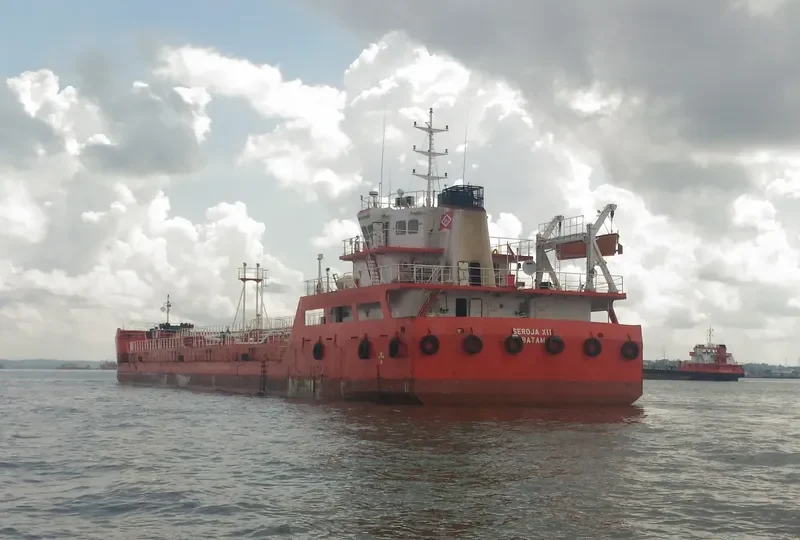 SEROJA XII Tanker IMO 9734422 photo 3