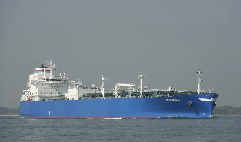 COMMANDER General Cargo IMO 9734692 photo 8