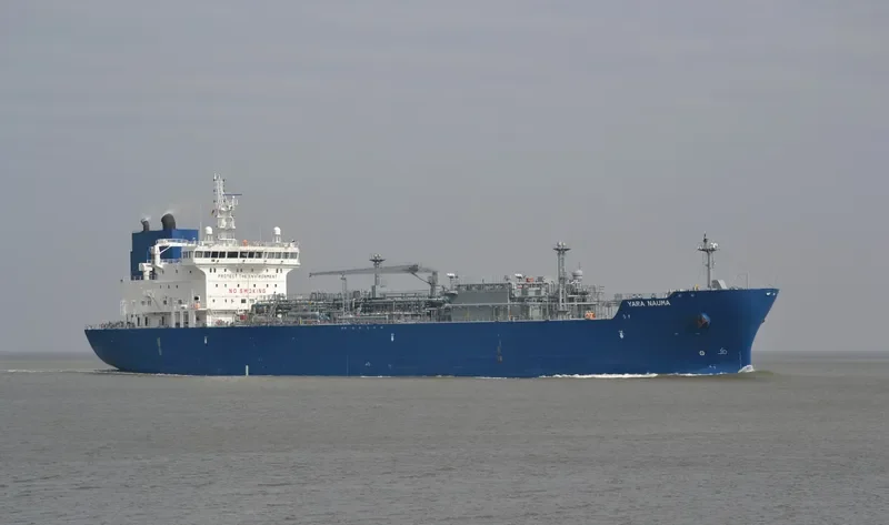 YARA NAUMA General Cargo IMO 9734848 photo 9