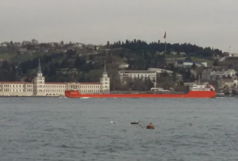 MIDVOLGA 3 Tanker IMO 9735141 photo 7