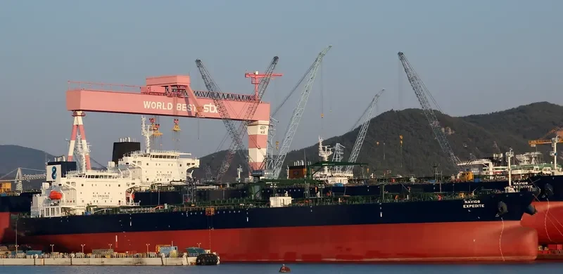 STI EXPEDITE Tanker IMO 9735593 photo 6