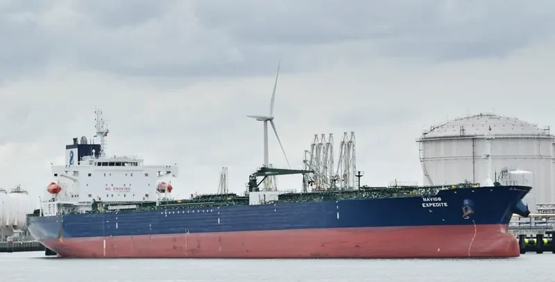 STI EXPEDITE Tanker IMO 9735593 photo 9