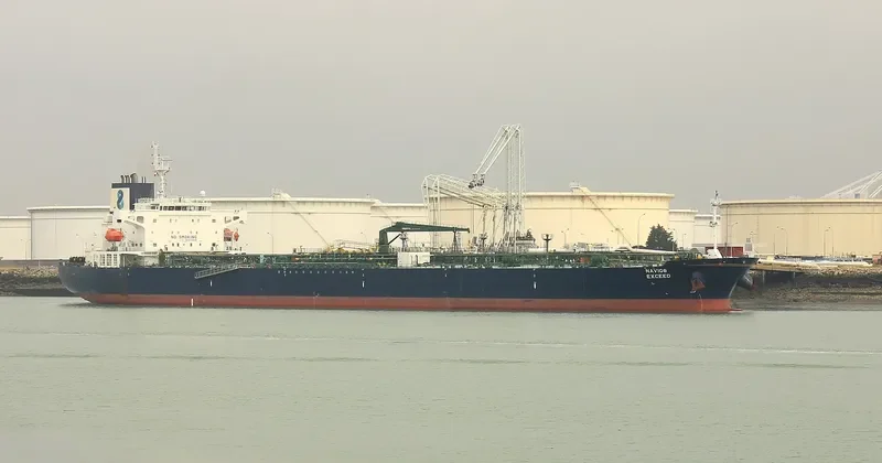 STI EXCEED Tanker IMO 9735608 photo 9