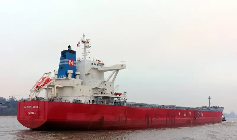 NAVIOS AMBER Bulk Carrier IMO 9736341 photo 4