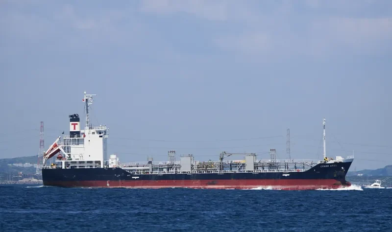 CRANE ARIEL Tanker IMO 9736511 photo 8