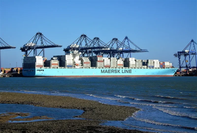 MAERSK GENOA Container Ship IMO 9739680