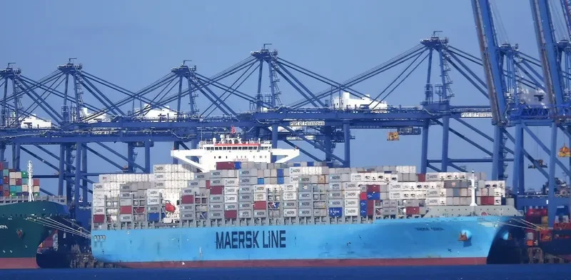 MAERSK GENOA Container Ship IMO 9739680 photo 2