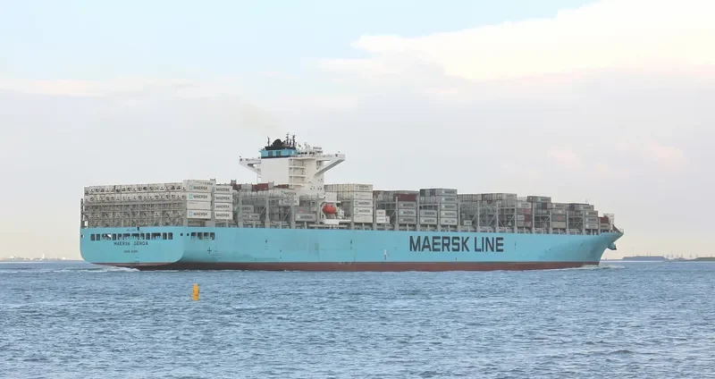MAERSK GENOA Container Ship IMO 9739680 photo 5