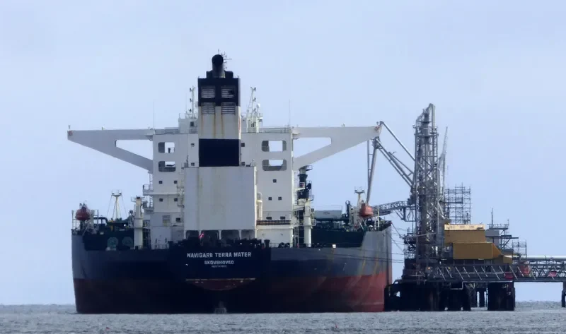 NAVIGARE TERRA MATER Tanker IMO 9740330 photo 4