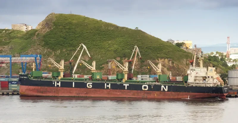 XIN HAI TONG 8 Bulk Carrier IMO 9741566