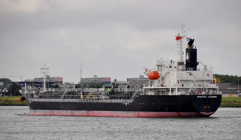 ORIENTAL JASMINE Tanker IMO 9743760 photo 6