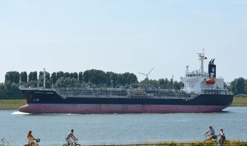ORIENTAL JASMINE Tanker IMO 9743760 photo 8