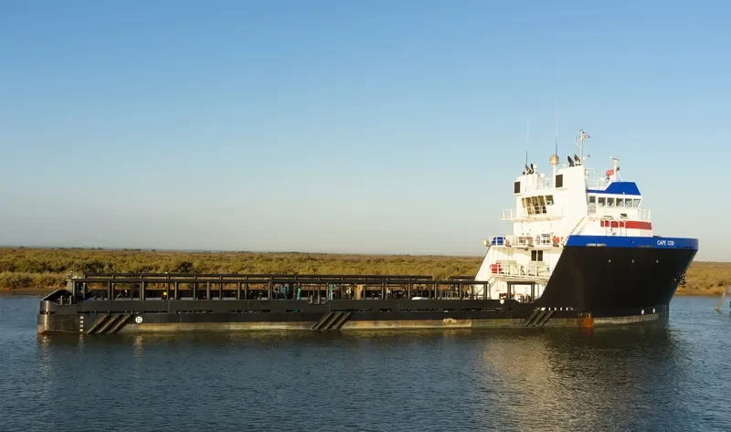 CAPE COD Offshore Vessel IMO 9744623 photo 4