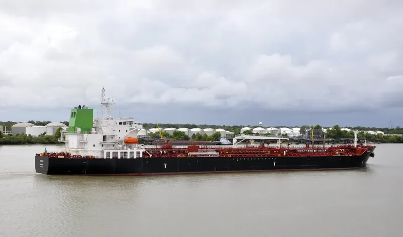 ZIRCON Tanker IMO 9746205 photo 10