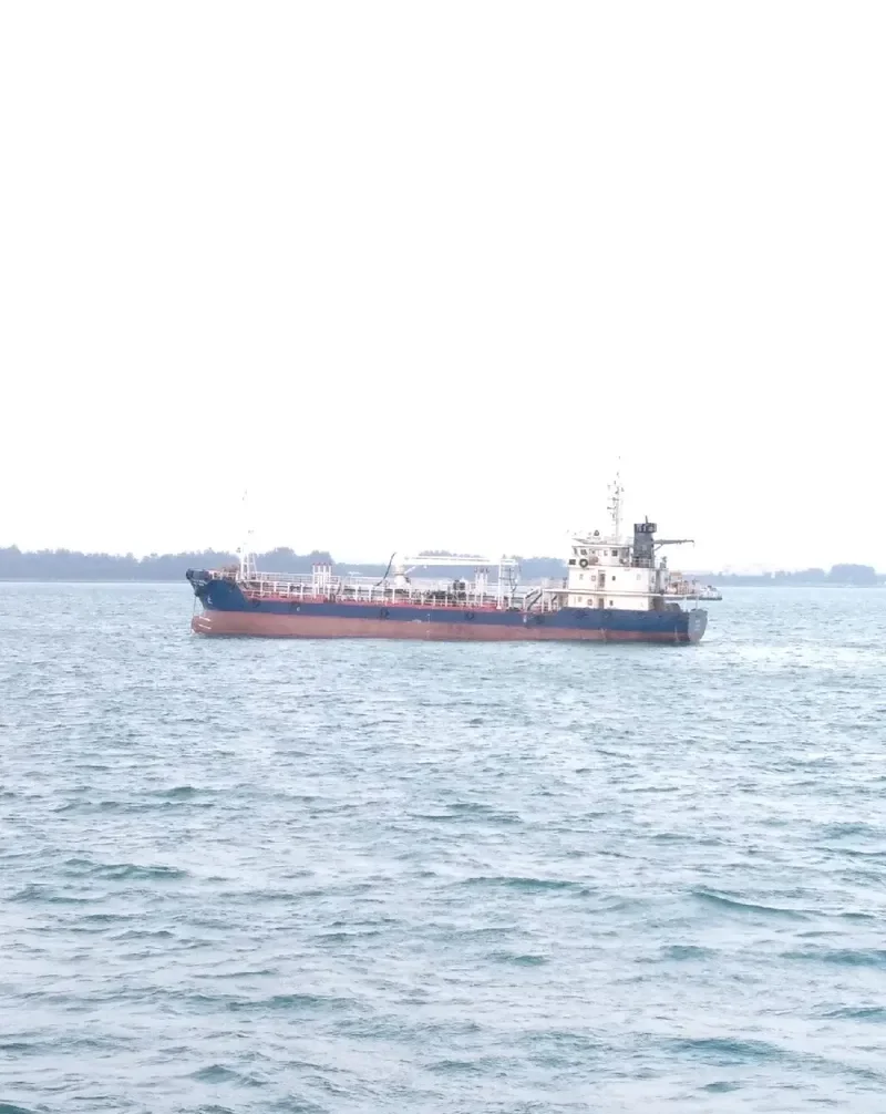 DAVINA Tanker IMO 9746499 photo 7