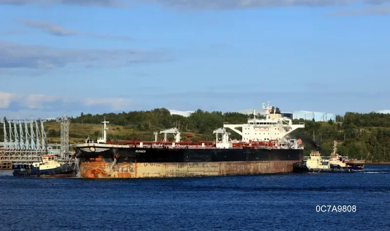 RUNNER Tanker IMO 9749518 photo 5