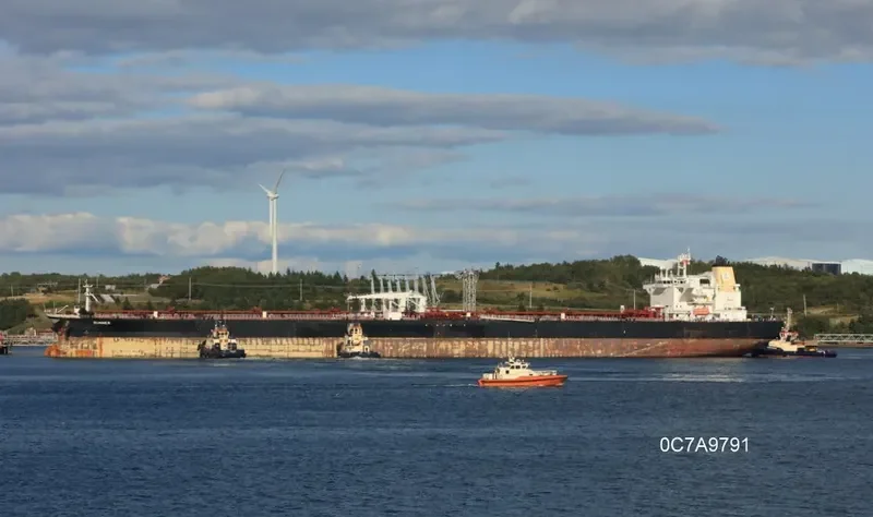 RUNNER Tanker IMO 9749518 photo 6
