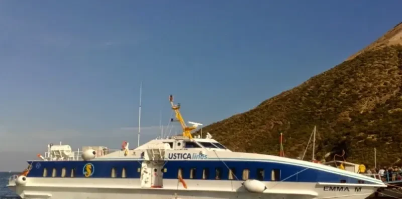 EMMA M Passenger Ship IMO 9750775 photo 9