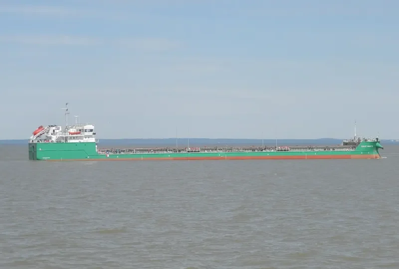 BALT FLOT 2 Tanker IMO 9751884 photo 5