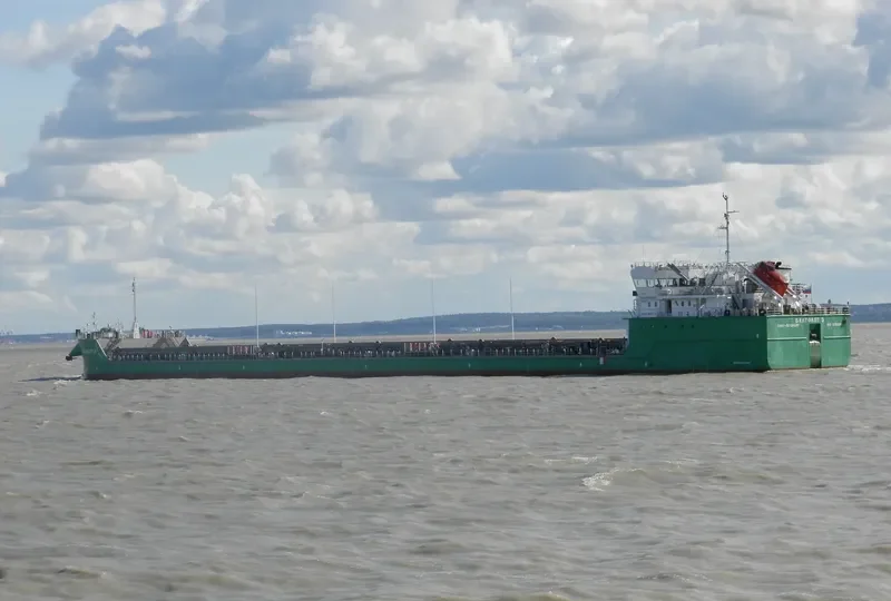 BALT FLOT 3 Tanker IMO 9751896 photo 6