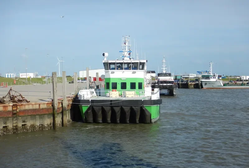 UMOE VENTUS Offshore Vessel IMO 9758507 photo 2