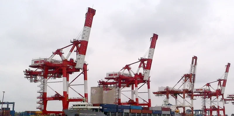 MERATUS KAHAYAN Container Ship IMO 9760330 photo 2
