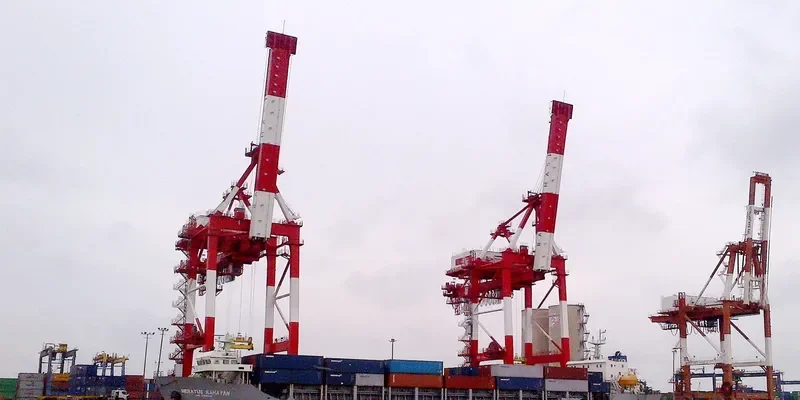 MERATUS KAHAYAN Container Ship IMO 9760330 photo 3