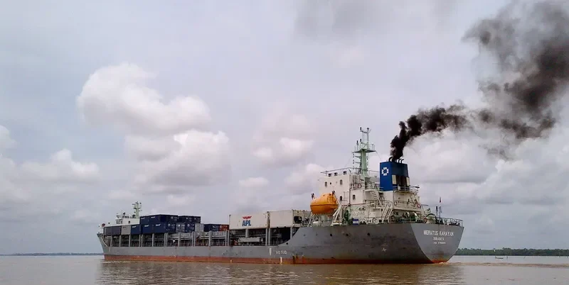MERATUS KAHAYAN Container Ship IMO 9760330 photo 5