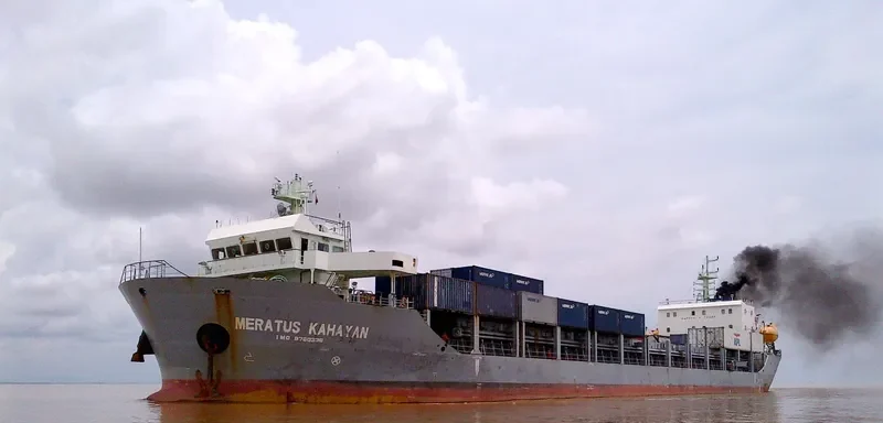 MERATUS KAHAYAN Container Ship IMO 9760330 photo 6