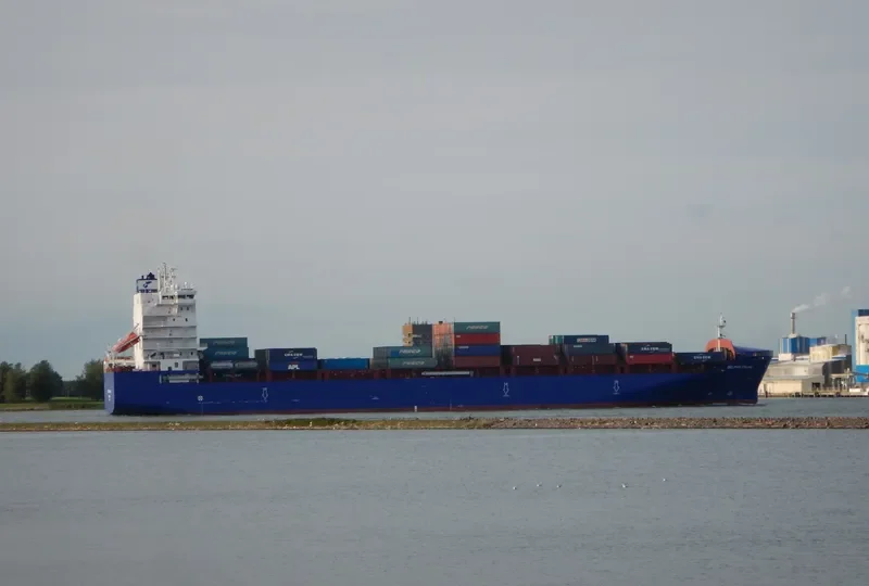DELPHIS FINLAND Container Ship IMO 9763722 photo 8